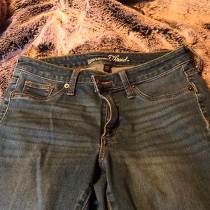 Universal Thread mid rise jegging